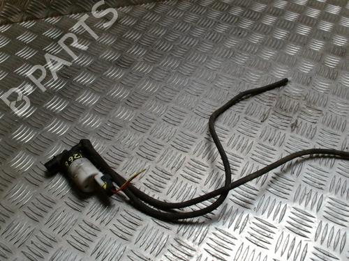 Sprinklervæskepumpe Sprinklervæskepumpe PEUGEOT 308 I (4A_, 4C_) 1.4 16V (95 hp) 34614920 34614920