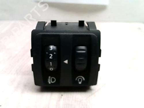 Used Switch RENAULT SCÉNIC III (JZ0/1_) 1.5 dCi (106 hp) 25428135