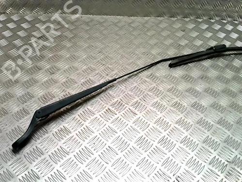 Used Front windshield wiper arm Front windshield wiper arm 36752068 36752068