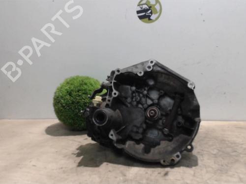 Gearkasse PEUGEOT 206 Hatchback (2A/C) 1.4 i (75 hp) 25390010