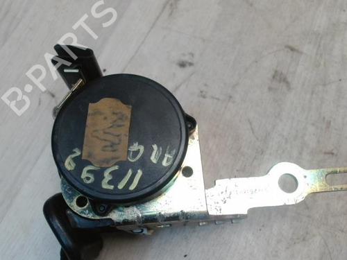 Cinturón de seguridad trasero derecho BMW 3 (E46) 318 i (118 hp) 31235319