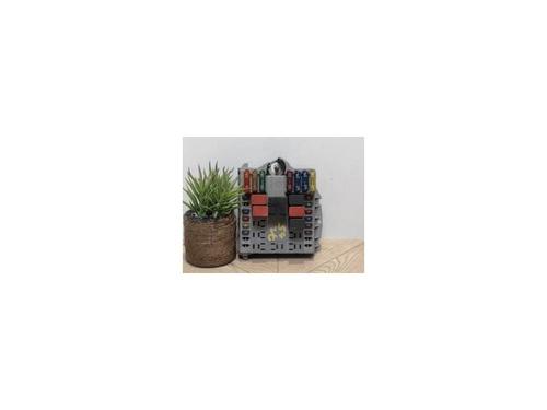 Used Fuse box FIAT PUNTO (188_) 1.2 60 (188.030, .050, .130, .150, .230, .250) (60 hp) 25388173