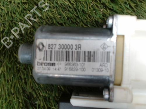 Motor do elevador de vidro trás direito RENAULT MEGANE III Hatchback (BZ0/1_, B3_) 1.5 dCi (106 hp) 31231079