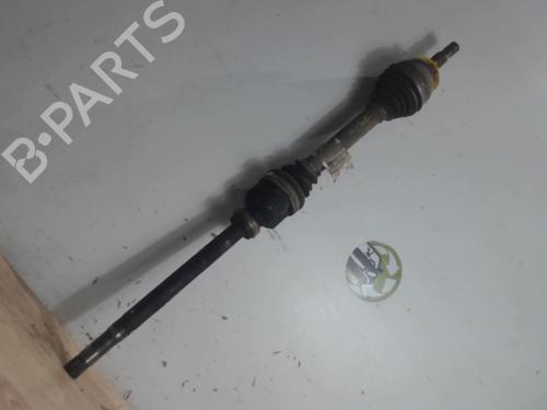 Used Right front driveshaft TOYOTA YARIS (_P9_) 1.4 D-4D (NLP90_, NLP90R) (90 hp) 25408264