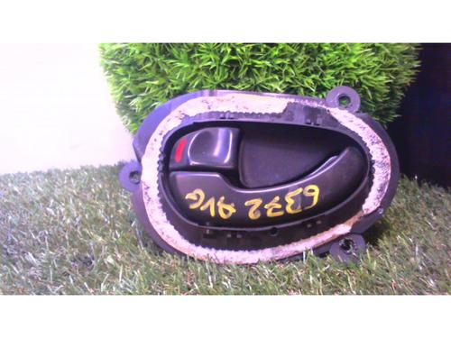 Venstre foran invendig håndtak PEUGEOT 406 (8B) 1.8 16V | BP25395637I13 