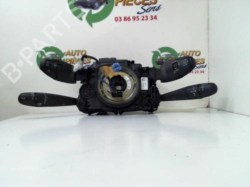 Used Steering column stalk CITROËN C3 II (SC_) 1.2 VTi 82 (82 hp) 31235752