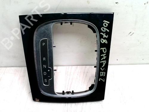 Middenconsole AUDI A3 (8P1) 1.8 TFSI (160 hp) 31235133