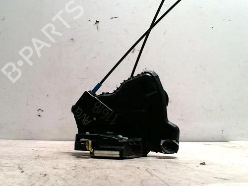 Used Front left lock TOYOTA AURIS (_E15_) 1.4 D-4D (NDE150_, NDE150R) (90 hp) 25424378