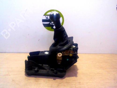 Used Gear lever CITROËN C4 Coupe (LA_) 1.6 HDi (109 hp) 25391173