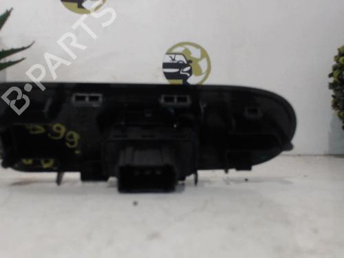 Right front window switch PEUGEOT 407 (6D_) 2.0 HDi 135 (6DRHRH, 6DRHRE, 6DRHRG, 6DRHRJ) | BP25409647I26