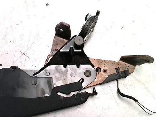 Freno de mano AUDI A4 B7 (8EC) 2.0 TDI 16V (140 hp) 31220578