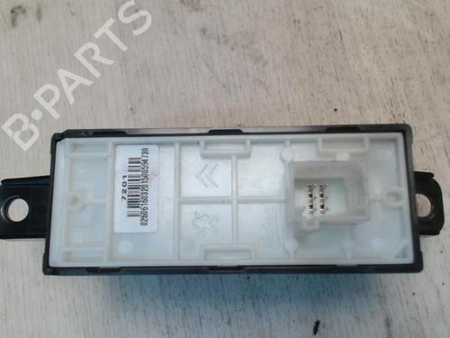 Used Switch PEUGEOT 208 I (CA_, CC_) 1.2 VTI 82 (82 hp) 31237275