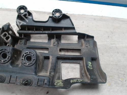 Rear bumper bracket PEUGEOT 5008 (0U_, 0E_) 1.6 HDi | BP25420095C159