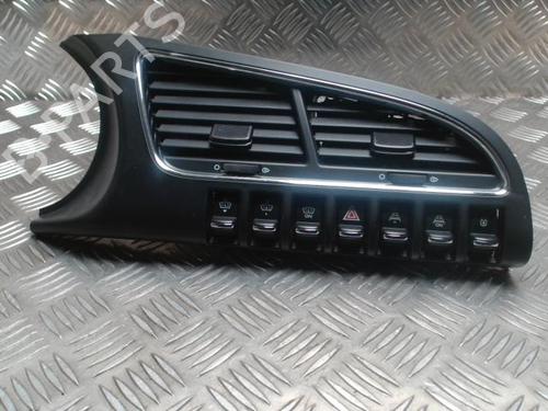 Luchtrooster PEUGEOT 3008 I MPV (0U_) 1.6 HDi (114 hp) 31228320