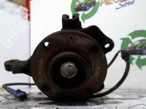 Left front steering knuckle CITROËN C2 (JM_) 1.4 HDi | BP25415590M25