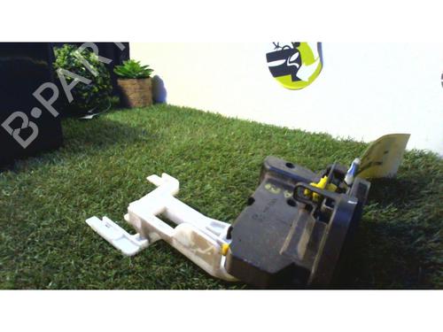 Used Rear right lock HYUNDAI SANTA FÉ I (SM) 2.0 CRDi 4x4 (113 hp) 25397467