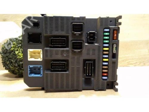 Fuse box PEUGEOT 308 I (4A_, 4C_) 1.6 HDi | BP25401908E1 