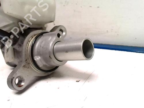 Used Brake master cylinder PEUGEOT 308 I (4A_, 4C_) 1.6 HDi (112 hp) 25431397