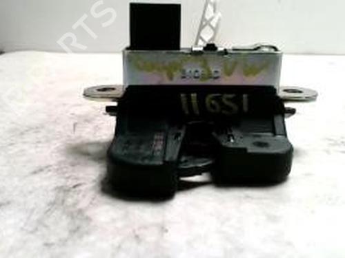 Used Tailgate lock PEUGEOT PARTNER Box Body/MPV (5_, G_) 1.9 D (69 hp) 26721530