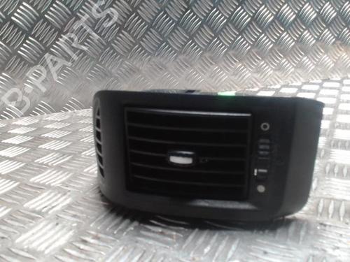 Used Air vent PEUGEOT BOXER Van 2.2 HDi 110 (110 hp) 30530085