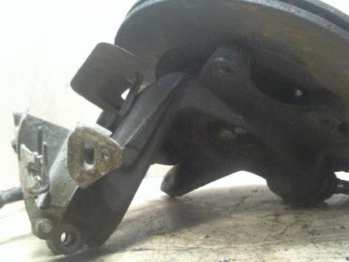 Used Left front steering knuckle CITROËN XANTIA (X1_, X2_) 1.8 i 16V (110 hp) 31235998