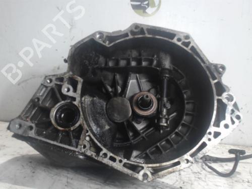 Used Gearbox OPEL CORSA B (S93) 1.7 D (F08, F68, M68) (60 hp) 25386000