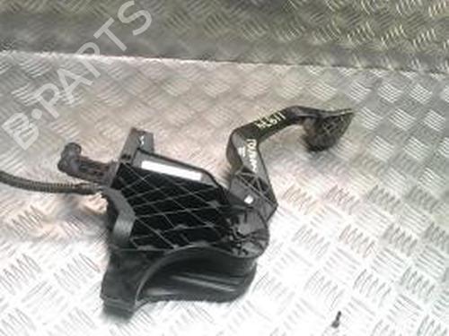 koblingspedal VW TOURAN (1T3) 1.6 TDI (105 hp) 26380652