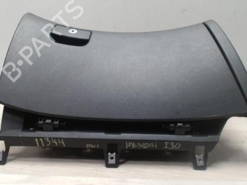 Used Glove box HYUNDAI i30 (FD) 1.6 CRDi (90 hp) 27922217