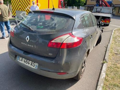 Front left door window RENAULT MEGANE III Hatchback (BZ0/1_, B3_) 1.5 dCi (BZ0C) | BP25427483C18 