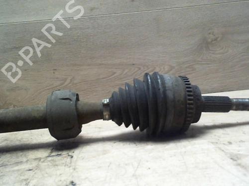Used Right front driveshaft Right front driveshaft RENAULT MEGANE I (BA0/1_) 1.9 dCi (BA05, BA1F) (102 hp) 33275404 33275404
