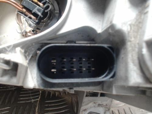 Right headlight ALFA ROMEO 147 (937_) 1.9 JTD (937.AXF1A, 937.BXF1A) | BP31033932C29 