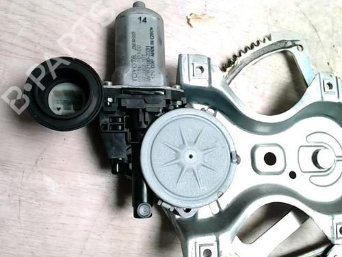 Front right window mechanism TOYOTA YARIS (_P13_) 1.4 D (NLP130_, NLP130) | BP31233242C23