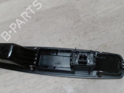 Right front window switch RENAULT SCÉNIC III (JZ0/1_) 1.9 dCi (JZ0J, JZ1J, JZ1K, JZ1S) | BP25419613I26
