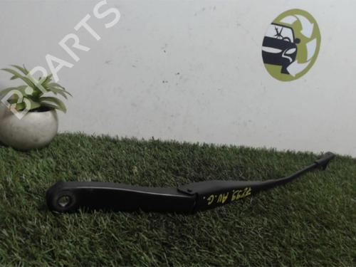 Used Front windshield wiper arm OPEL ASTRA H (A04) 1.7 CDTI (L48) (80 hp) 25393533