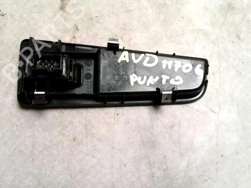 hjre-fortil-elrude-kontakt-fiat-grande-punto-199_-2005-26679294 main image