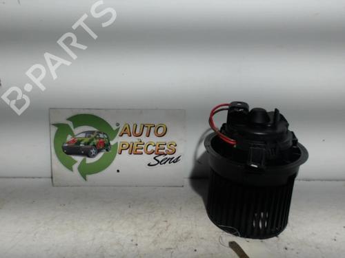 Used Air vent RENAULT CLIO IV (BH_) 1.5 dCi 75 (75 hp) 30155934