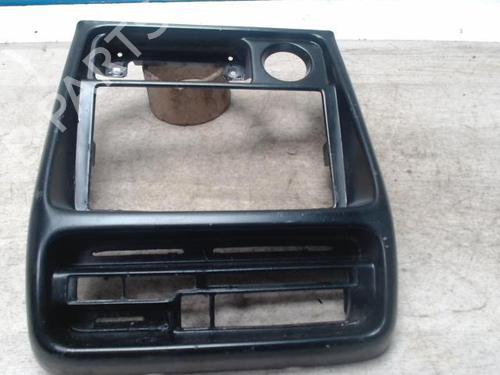 Used Middle console SUZUKI VITARA (ET, TA, TD) 2.0 16V All-wheel Drive (SV420) (132 hp) 28010193
