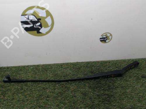 Used Front windshield wiper arm VW GOLF PLUS V (5M1, 521) 1.9 TDI (105 hp) 25396699