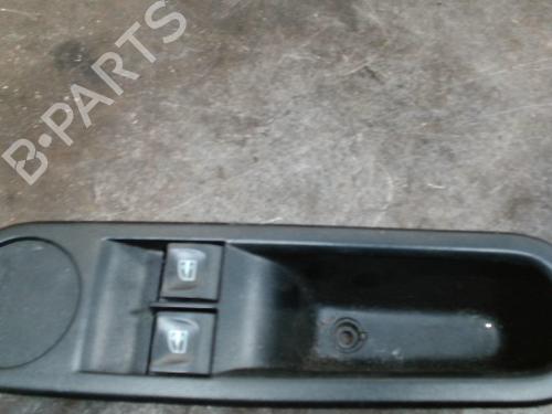 Used Left front window switch Left front window switch RENAULT TWINGO III (BCM_, BCA_) 1.0 SCe 70 (71 hp) 33907427 33907427