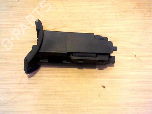 Used Switch OPEL SIGNUM Hatchback (Z03) 1.9 CDTI (F48) (150 hp) 25391013