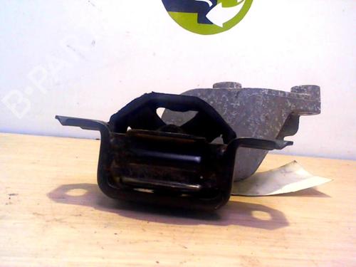 Used Engine mount SMART FORTWO Coupe (451) 1.0 (451.330, 451.334) (61 hp) 31218938
