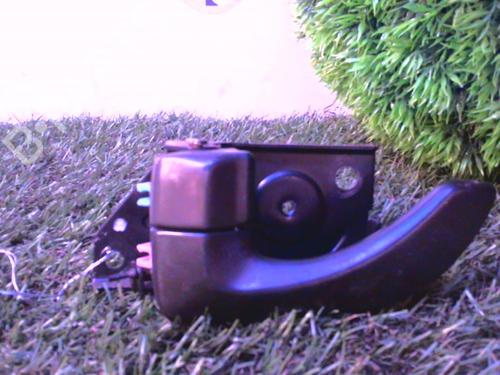 rear-left-interior-door-handle-hyundai-santa-fe-i-sm-2000-2001-2002-2003-2004-2005-2006-25397476 main image