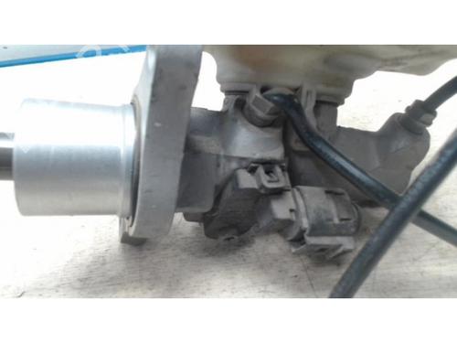 Used Brake master cylinder VW TOURAN (1T1, 1T2) 2.0 TDI (170 hp) 25421674