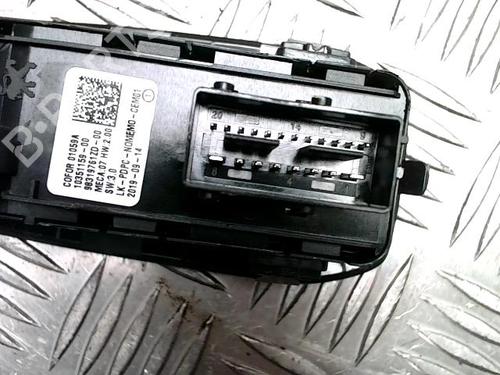 Left front window switch PEUGEOT 308 II (LB_, LP_, LW_, LH_, L3_) 1.5 BlueHDi 130 | BP25702223I27 
