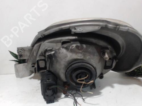 Right headlight RENAULT TRAFIC II Van (FL) 2.5 dCi 135 (FL0D) | BP25395597C29