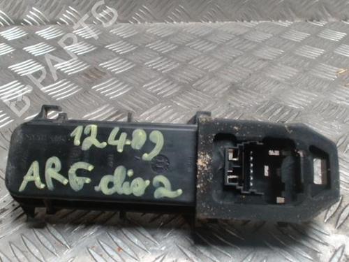 Luce targa RENAULT CLIO II (BB_, CB_) 1.5 dCi (B/CB07) | BP30583452I40