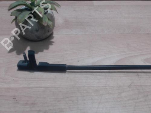 Used Front windshield wiper arm VW CADDY III MPV (2KB, 2KJ, 2CB, 2CJ) 1.9 TDI (105 hp) 31218395