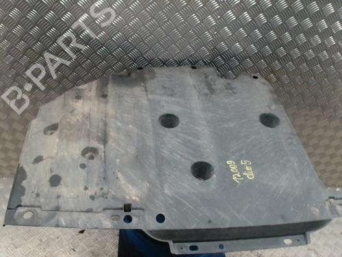 Used Underbody protection RENAULT CLIO V (B7_) 1.5 Blue dCi 85 (B7AG) (86 hp) 32069549