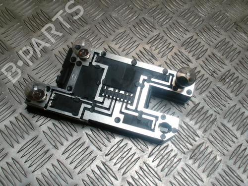 Used Licence plate light RENAULT CLIO I (B/C57_, 5/357_) 1.1 (46 hp) 31237723