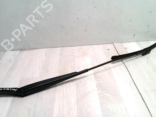 Used Front windshield wiper arm Front windshield wiper arm 25423178 25423178